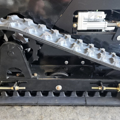 Trincia con radiocomando SUV 500 PRO con lama anteriore per neve 