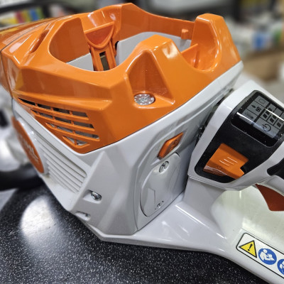 Motosega a batteria MSA 300.0 C-O (macchina demo in esposizione) 